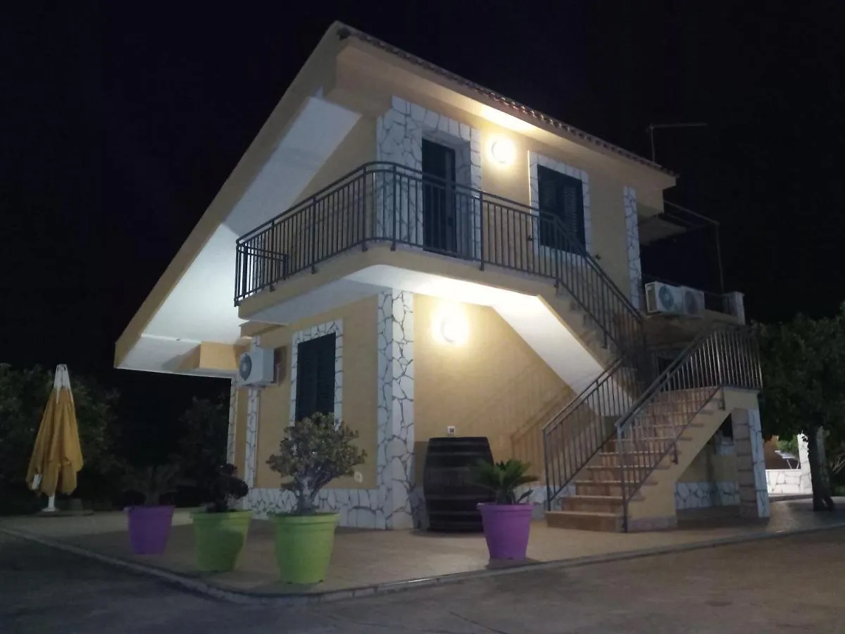 Cristalland - Oasi Campisi Avola Appartamento